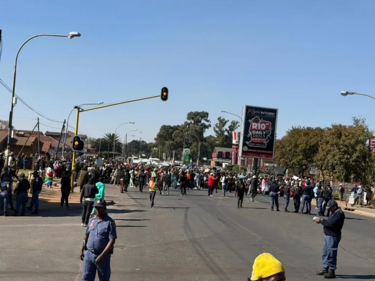 Daveyton march demands undocumented migrants leave South Africa